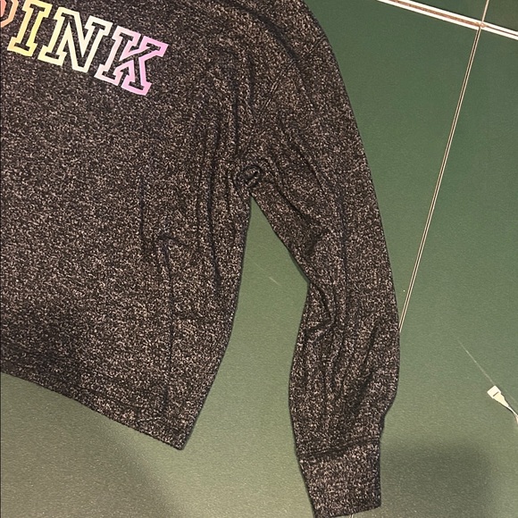 PINK Victoria's Secret Heathered Gray Sleepwear Top - Picture 4 of 4